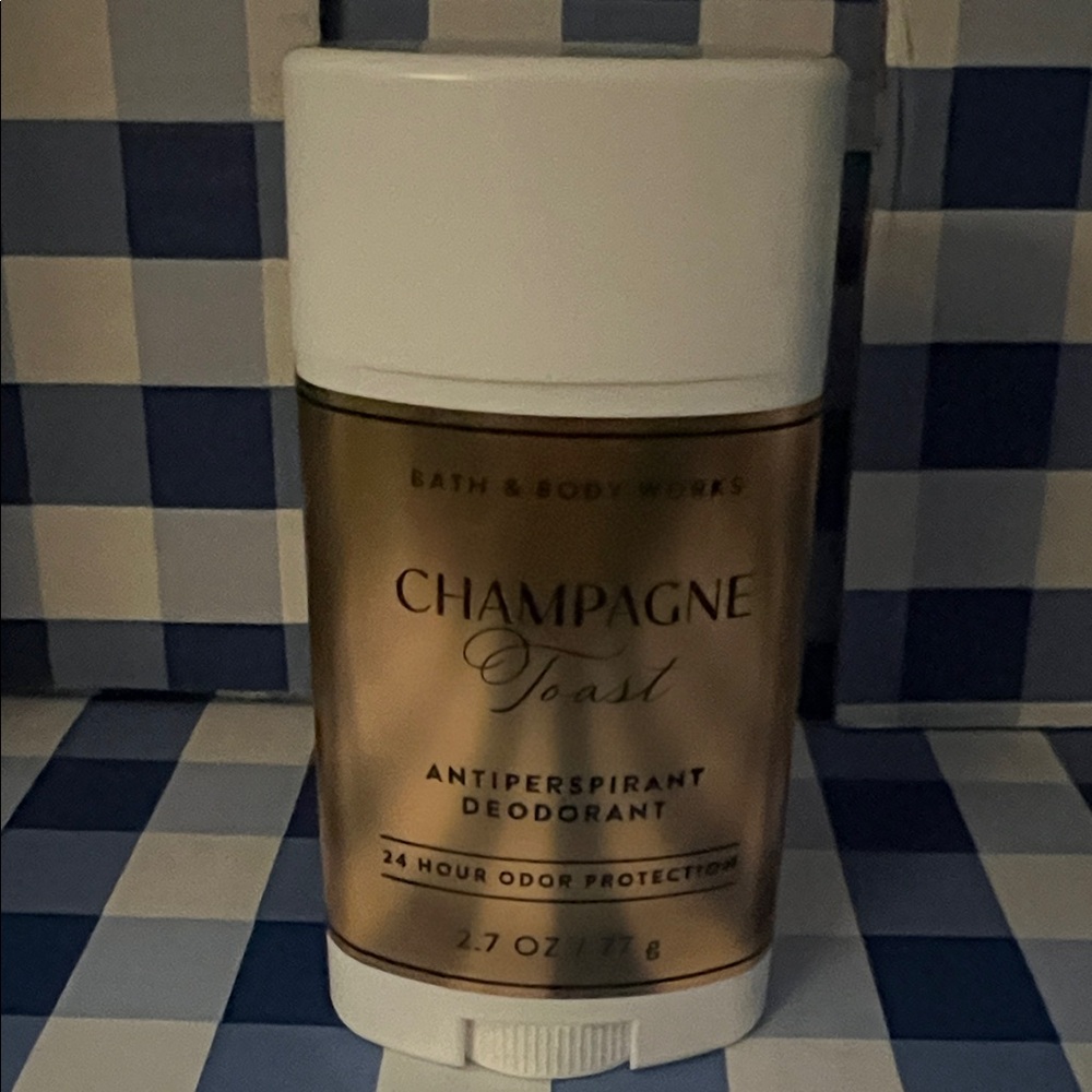 Bath & Body Works Antiperspirant Deodorant Bundle - Picture 2 of 6